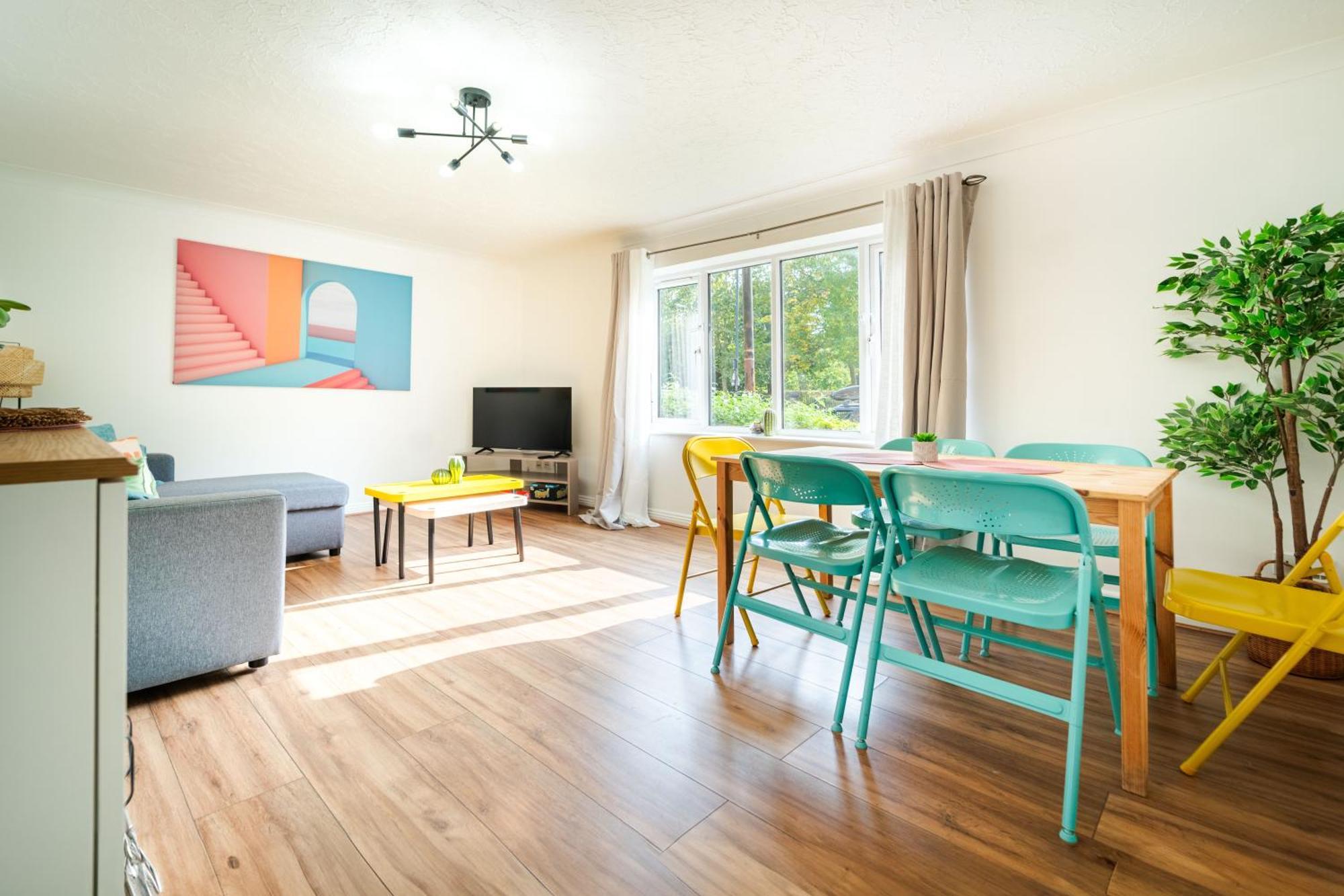Appartamento Bright And Spacious Flat With Free Parking
